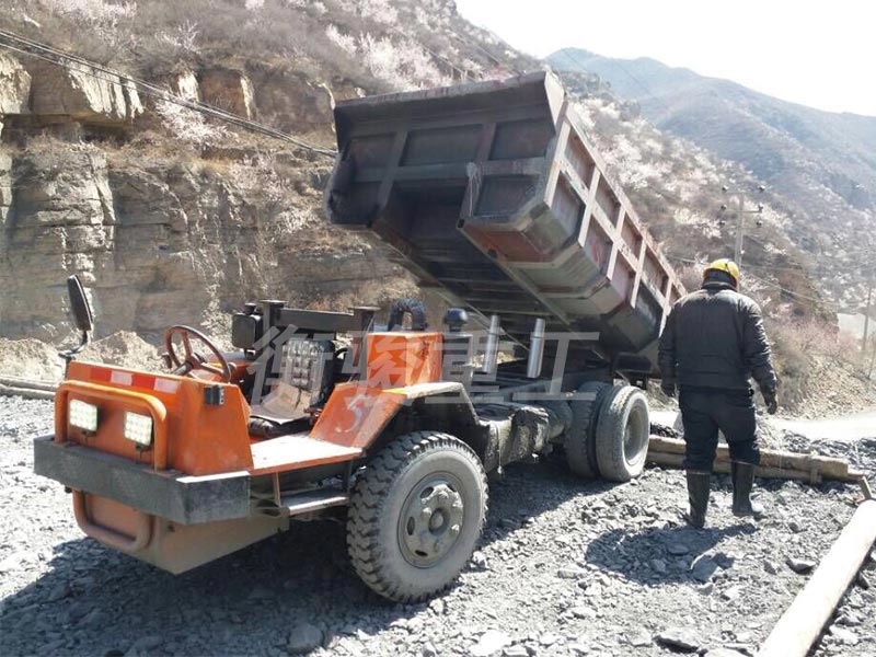  Hengjun Truck In Xinjiang